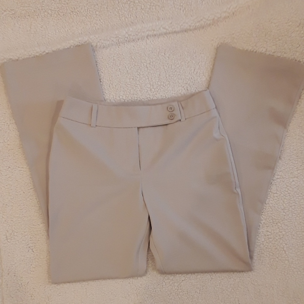 NWT. STEPS Beige  Cream Slacks